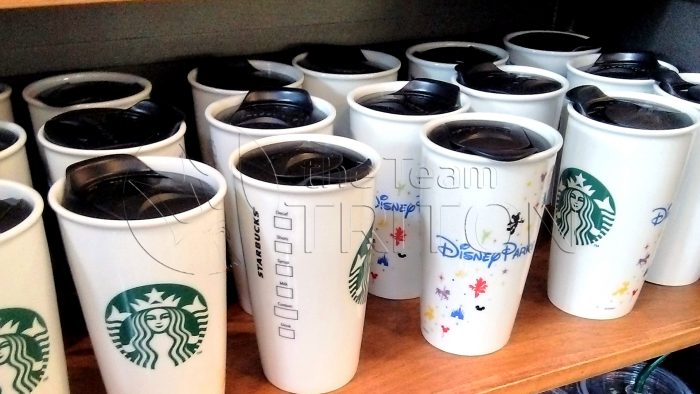 Starbucks-plastic-cup-001