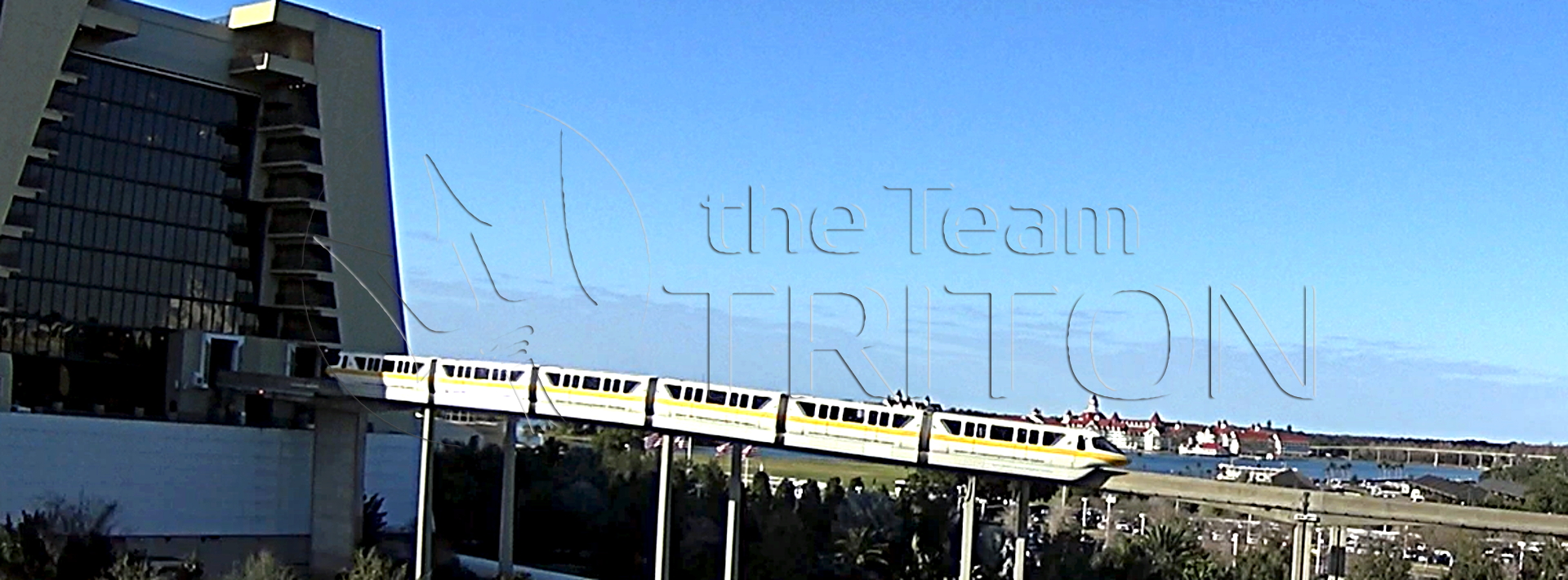 WALT DISNEY WORLD MONORAIL ディズニー　モノレール