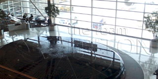 DTW-airport-lobby-001